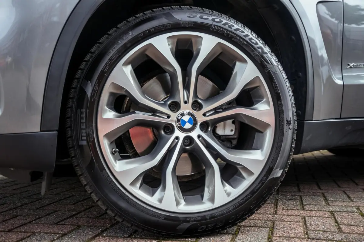 xDrive35i High Executive|HUD|H&K|Night Vision|SoftClose|360 Cam|Comfortstoelen|Keyless