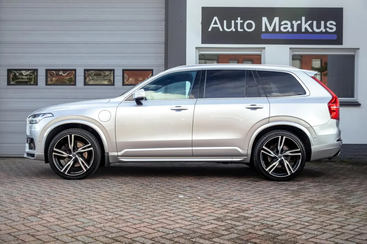2.0 T8 Twin Engine AWD R-Design|Pano|7P|Luchtvering|Ventilatie|Memory|Trekhaak
