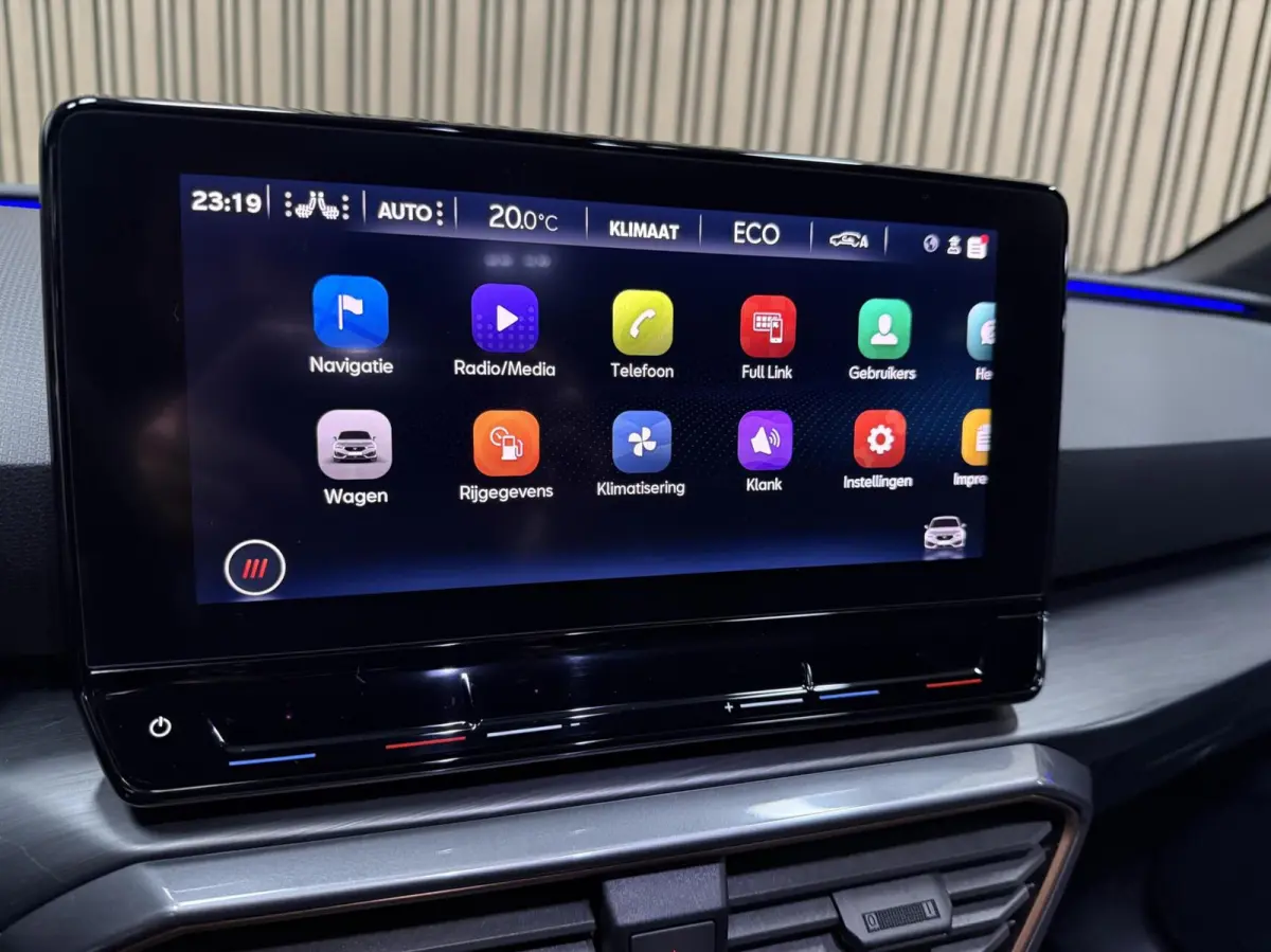 1.5 eTSI LED | NAVI | CRUISE | PDC| CARPLAY
