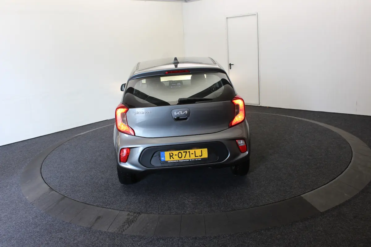 1.0 DPi Dynamic All Season banden Camera Cruise Carplay