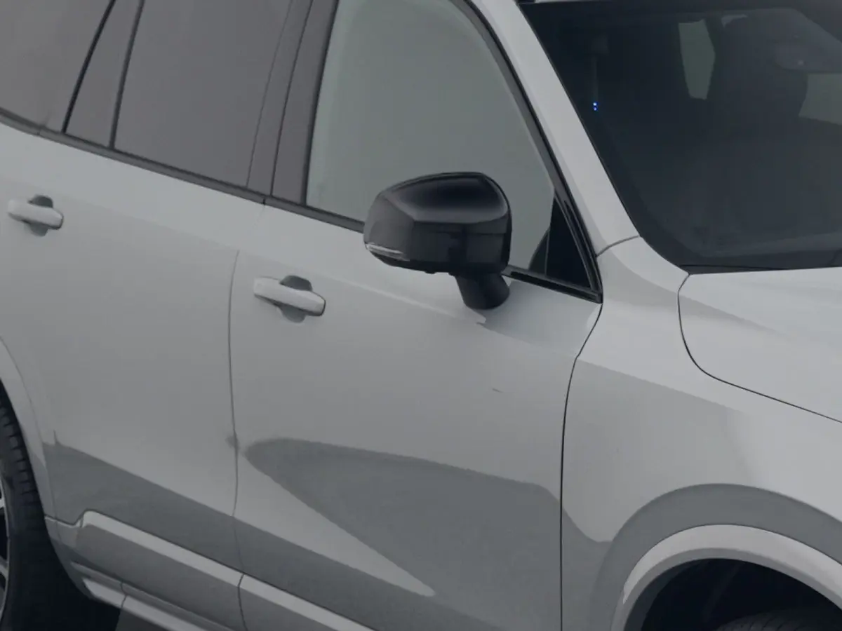2.0 T8 Plug-in hybrid AWD Ultra Black Edition 7-Pers. |  PANO | 360° | B&W | HUD | ADAPTIVE | LUCHTVERING | STOEL- EN STUURVERW. | STOELMASSAGE | STOELVENT. | TREKHAAK