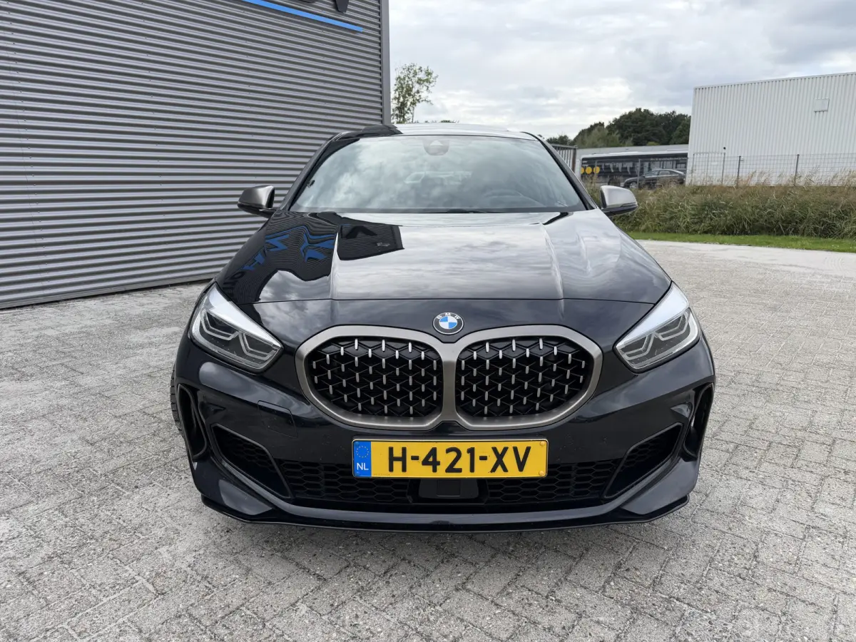 M135i xDrive High Executive M Sport Pano Harman-Kardon Leder HUD ACC 19 Inch
