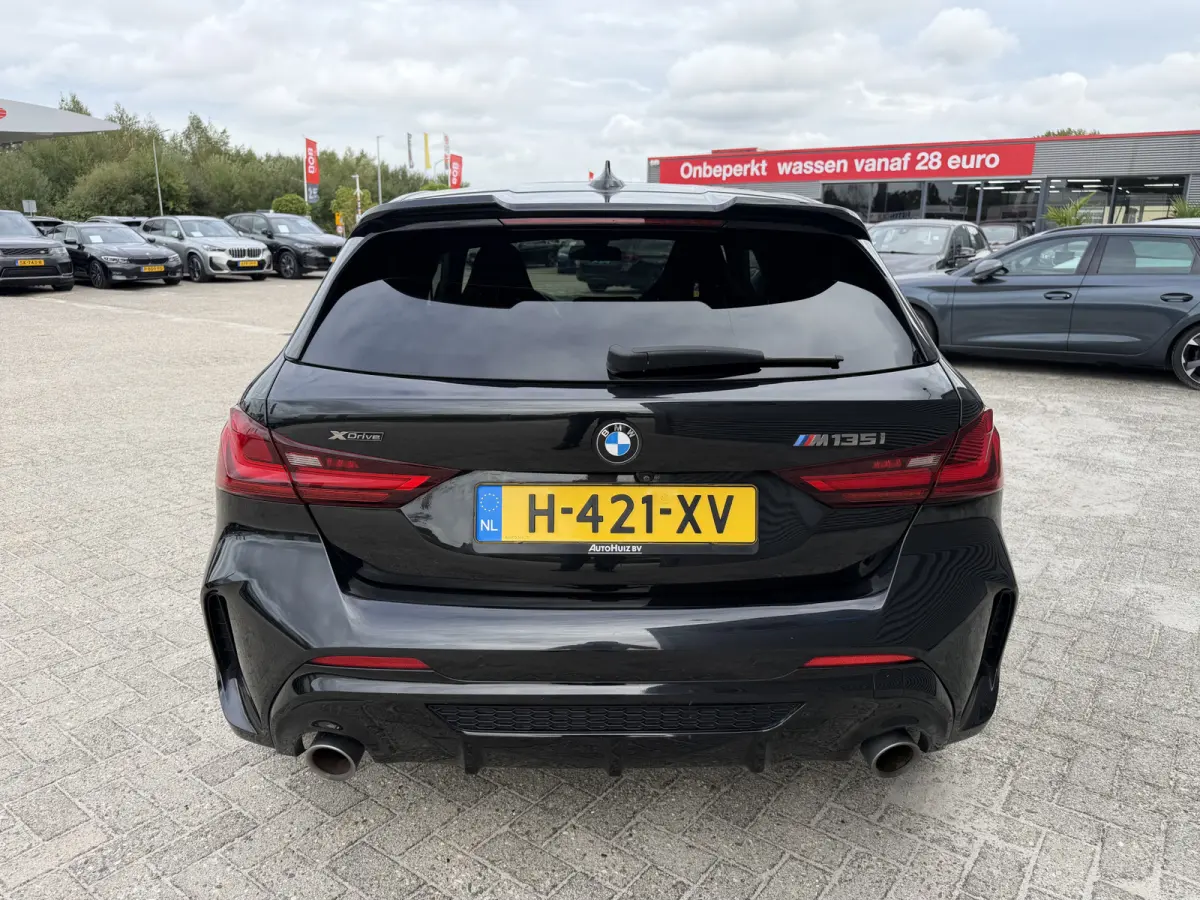 M135i xDrive High Executive M Sport Pano Harman-Kardon Leder HUD ACC 19 Inch