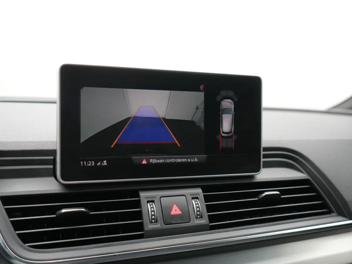 50 TFSI e Quattro 2x S Line PHEV 300pk | Trekhaak Af Fabriek | Virtual Cockpit | Camera | Sportstoelen Verwarmd | Keyless | Blis | Apple Carplay | Navigatie | DAB | Cruise Control | Plug In 