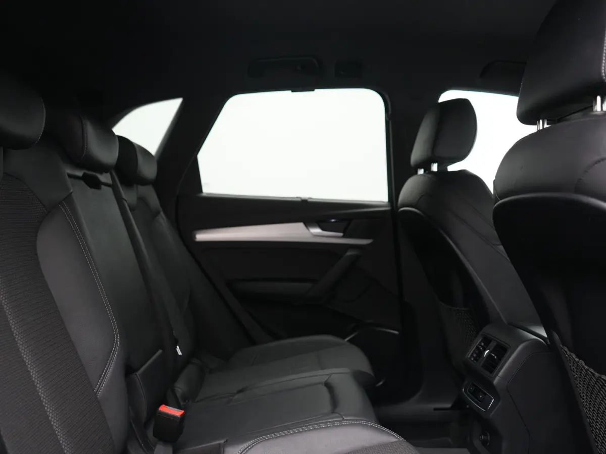 50 TFSI e Quattro 2x S Line PHEV 300pk | Trekhaak Af Fabriek | Virtual Cockpit | Camera | Sportstoelen Verwarmd | Keyless | Blis | Apple Carplay | Navigatie | DAB | Cruise Control | Plug In 
