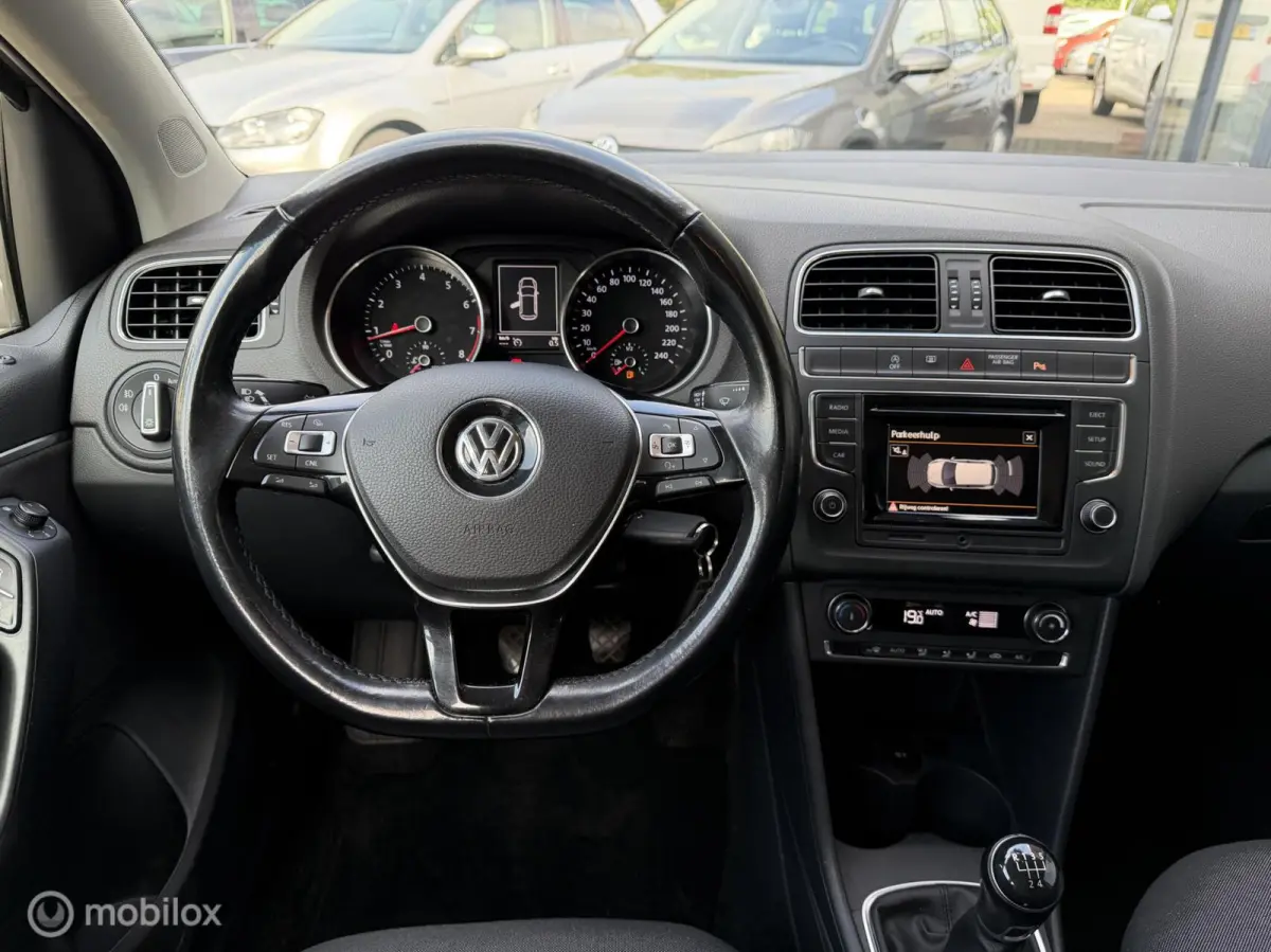 1.2 TSI Comfortline Connected Series 97 DKM Ned auto 1ste eig