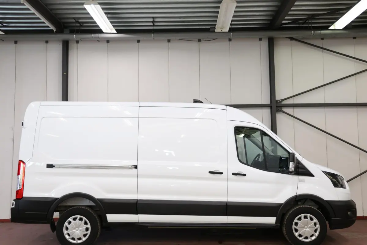 350 L3H2 Trend 68 kWh Zonder Begrenzing