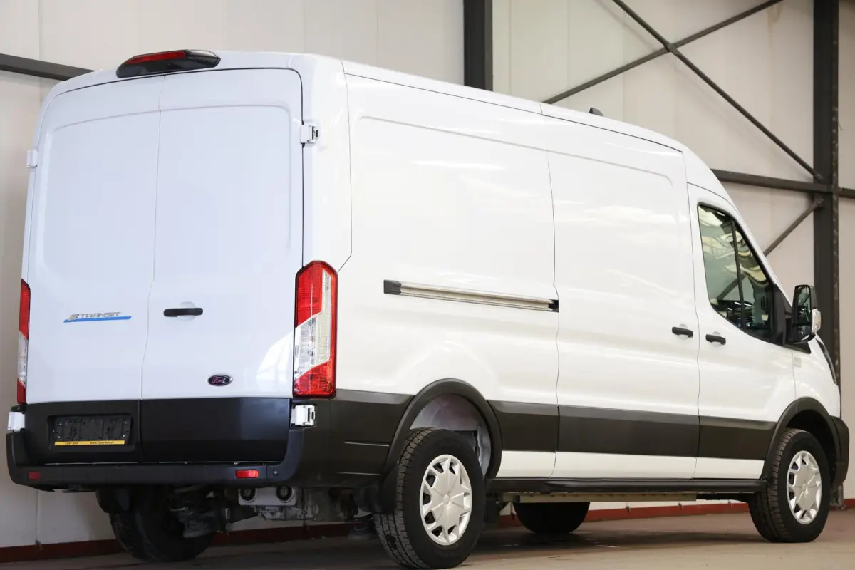 350 L3H2 Trend 68 kWh Zonder Begrenzing