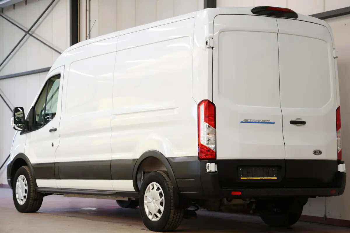350 L3H2 Trend 68 kWh Zonder Begrenzing