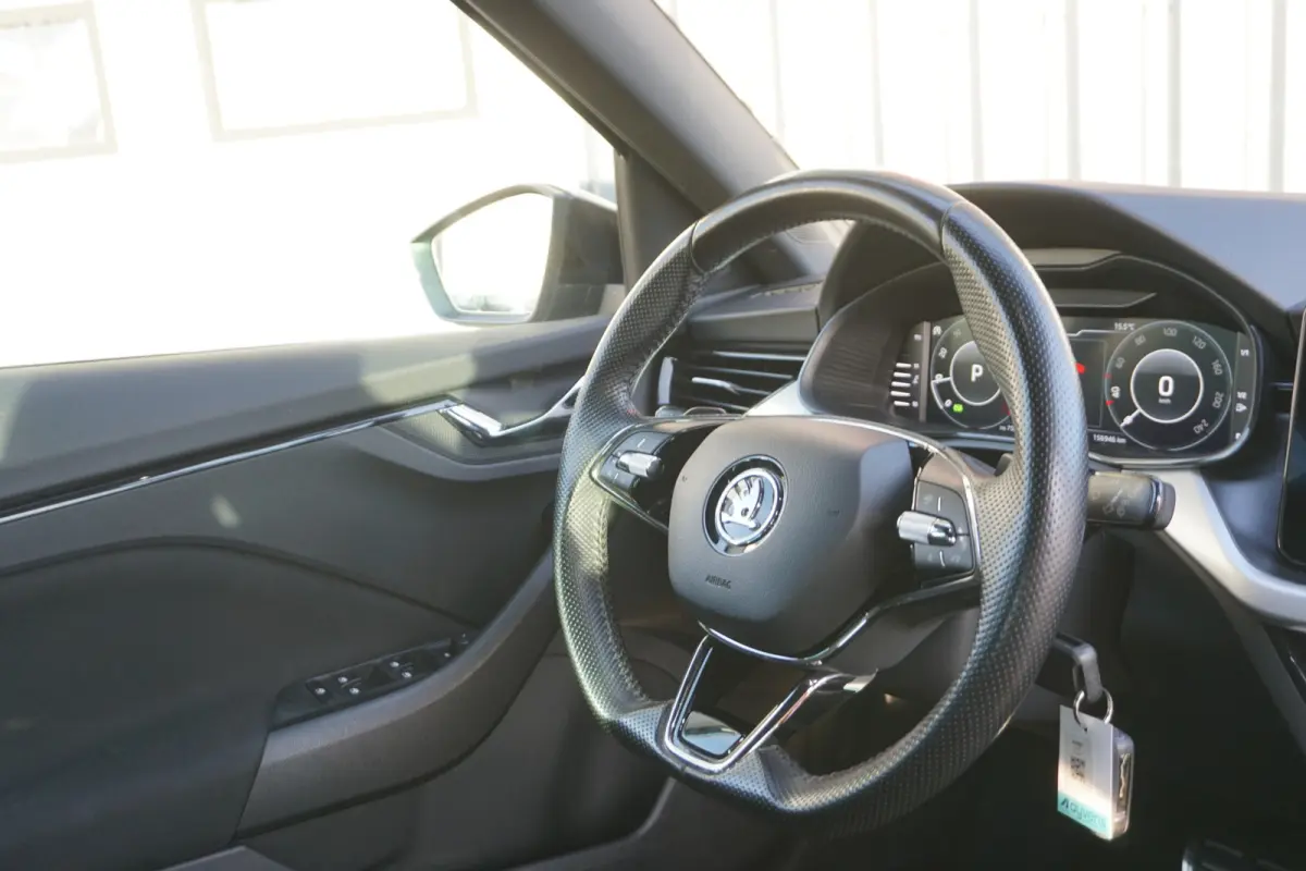 1.0 TSI Sport Automaat | | CLIMATE | VIRTUAL COCKPIT | NAVI/CARPLAY |
