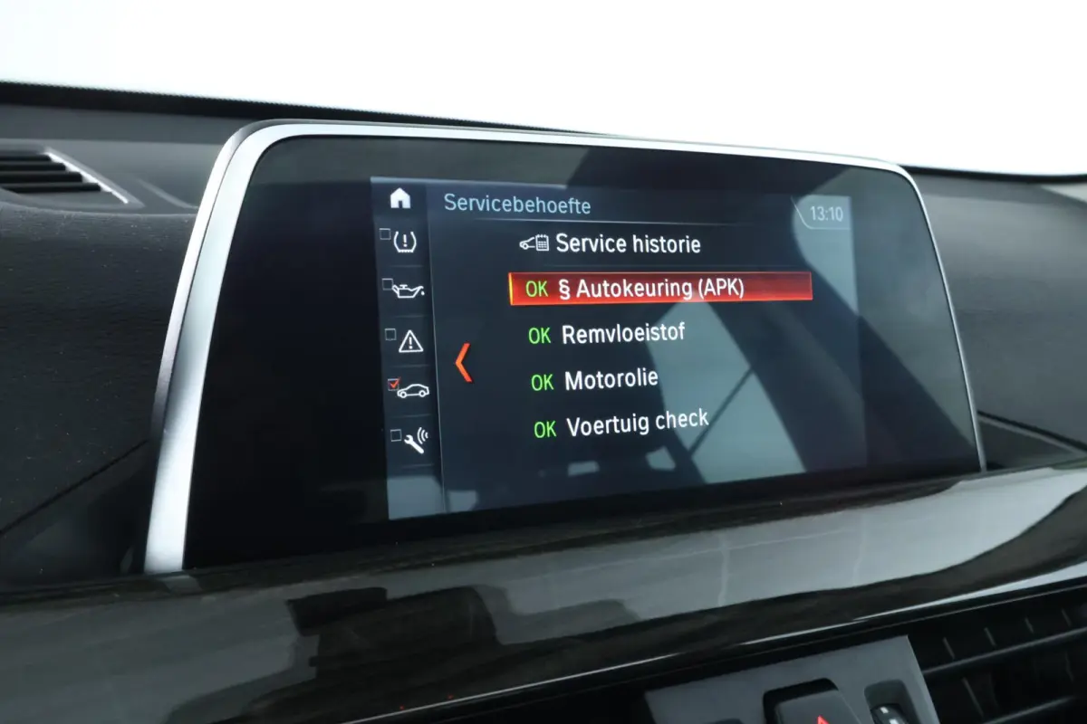 sDrive20i Corporate Lease Executive |PANO|ST VWM|CAMERA|CLIMA|CRUISE|LED|PDC|NAV