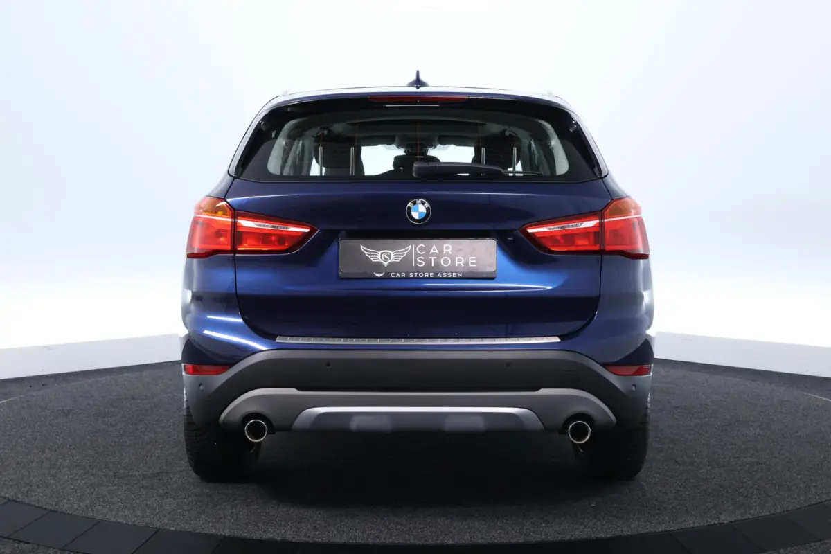 sDrive20i Corporate Lease Executive |PANO|ST VWM|CAMERA|CLIMA|CRUISE|LED|PDC|NAV