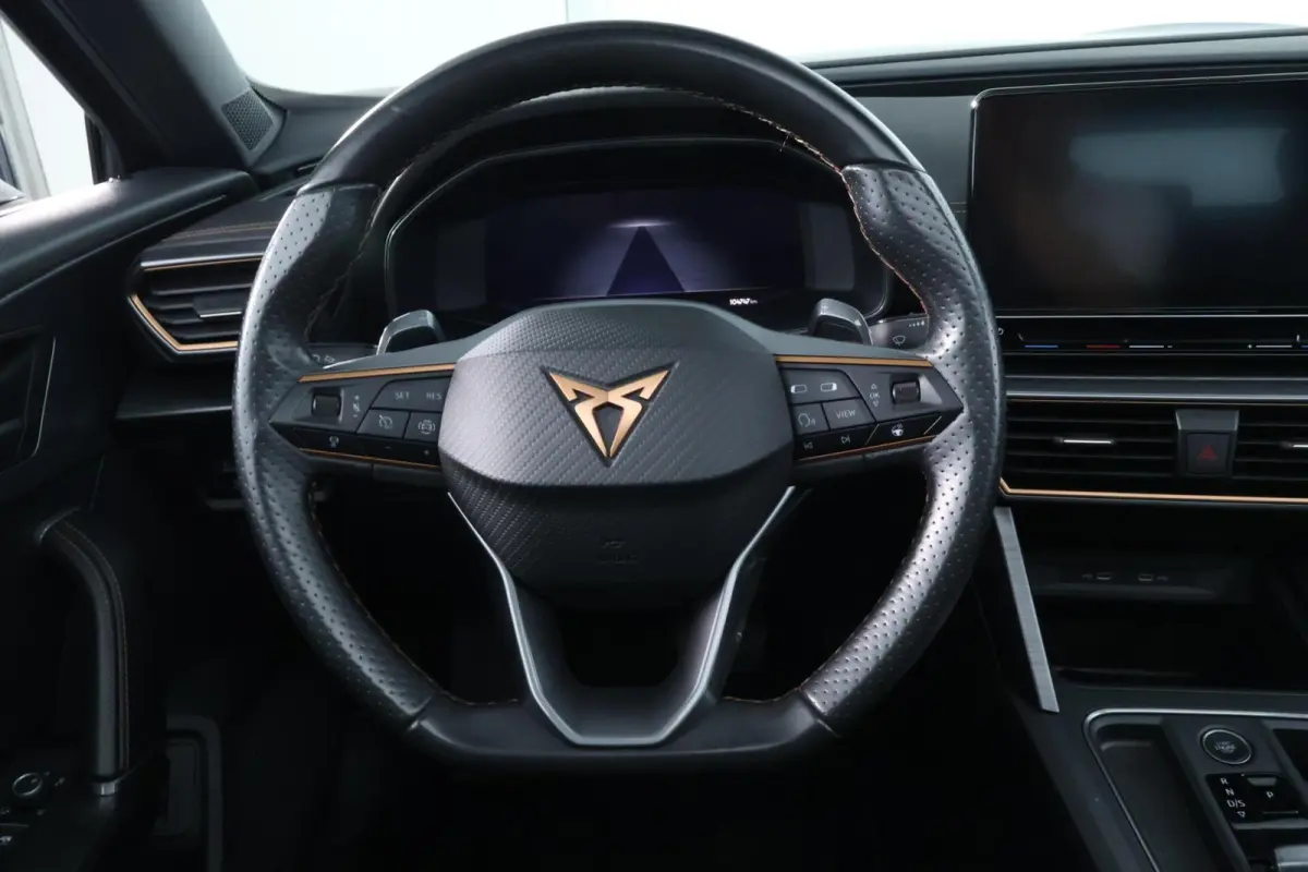 1.4 e-Hybrid VZ Copper Edition |PANO|STUUR+STOEL VWM|CAMERA|ACC|LED LM VELGEN 19''