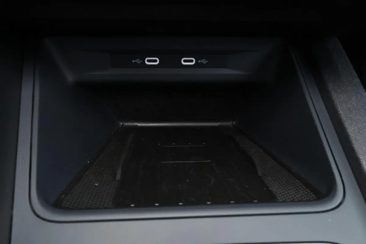 1.4 e-Hybrid VZ Copper Edition |PANO|STUUR+STOEL VWM|CAMERA|ACC|LED LM VELGEN 19''