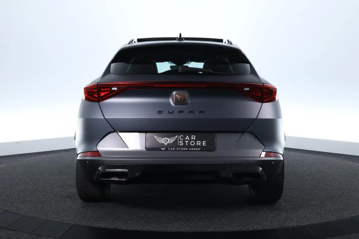 1.4 e-Hybrid VZ Copper Edition |PANO|STUUR+STOEL VWM|CAMERA|ACC|LED LM VELGEN 19''