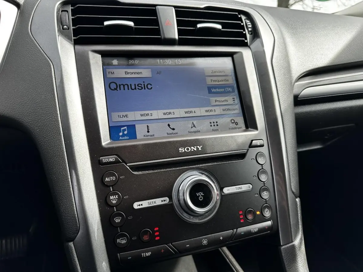 1.5 Titanium Lease Edition |CAMERA|ST VWM|CRUISE| LM VELGEN 16"|PDC| SONY MULTIMEDIA