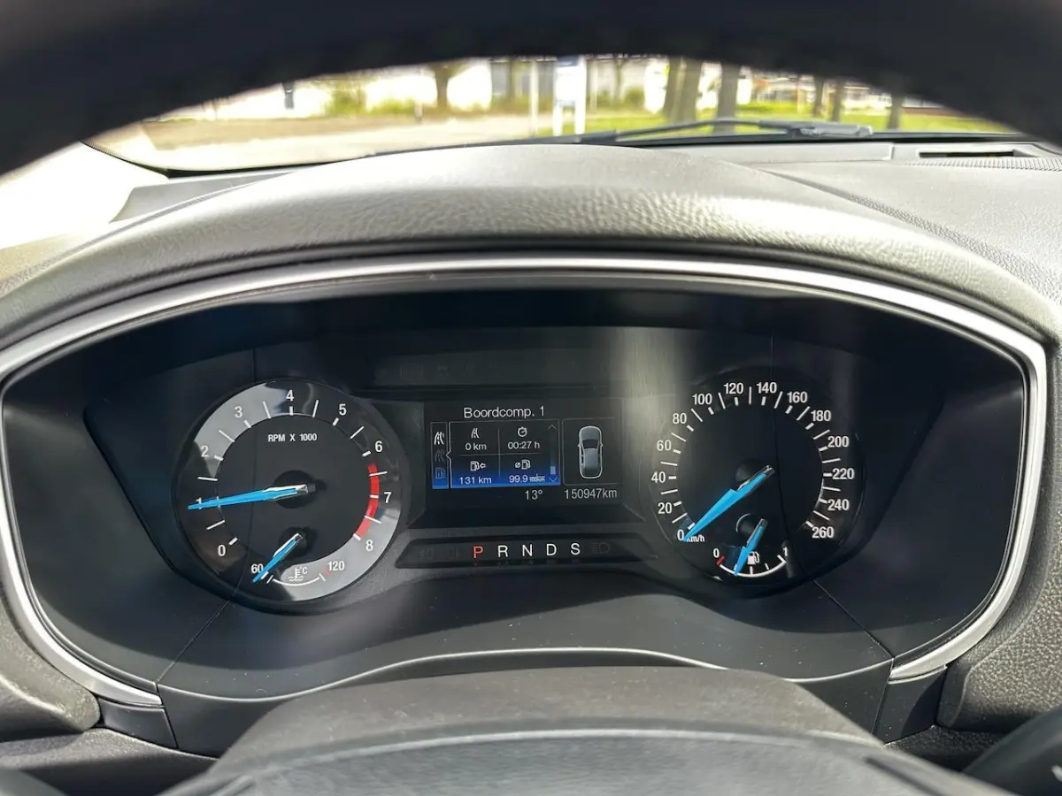 1.5 Titanium Lease Edition |CAMERA|ST VWM|CRUISE| LM VELGEN 16"|PDC| SONY MULTIMEDIA