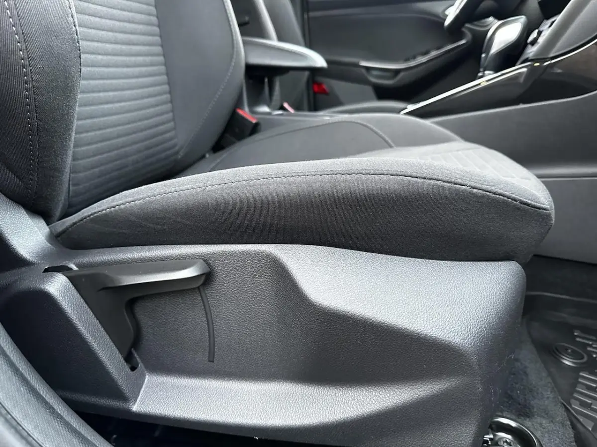 1.0 EcoBoost Titanium Business |CAMERA|ST+STUUR VWM|CRUISE|CLIMA