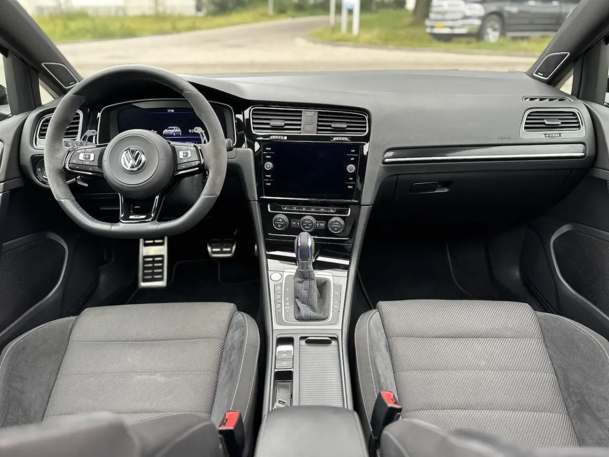 2.0 TSI 4Motion R Performance |AKRA|PANO|DYNAUDIO|DCC|VIRTUAL|LM VELGEN 19''|STOEL VWM
