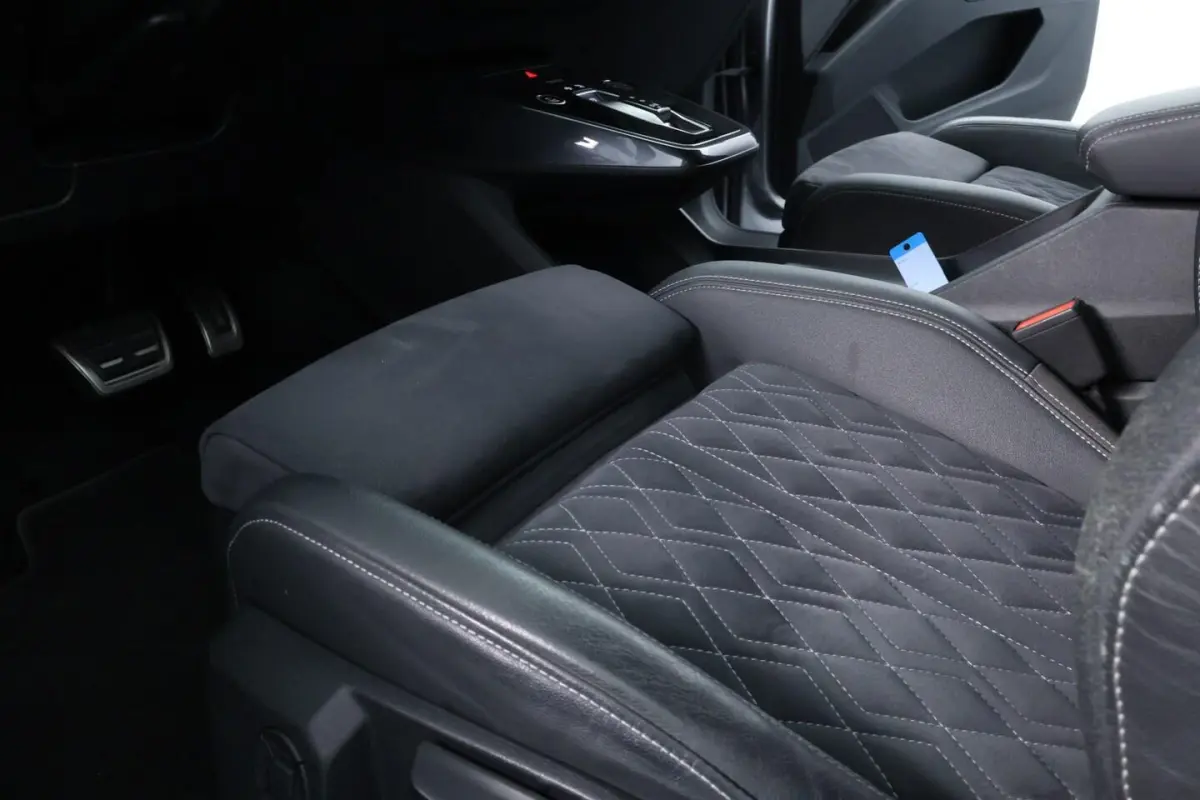 35 Launch edition Advanced 55 kWh |SONOS|CARPLAY|STOEL VWM|STANDKACHEL|LM VELGEN 20''|ACC|
