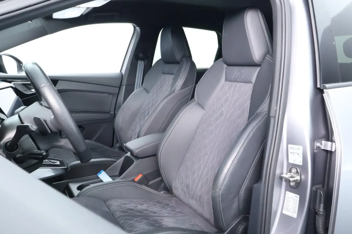 35 Launch edition Advanced 55 kWh |SONOS|CARPLAY|STOEL VWM|STANDKACHEL|LM VELGEN 20''|ACC|