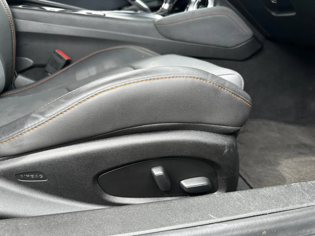 USA 6.2 V8 50th Anniversary Edition |BOSE|CAMERA|HUD|LEDER|MEMORY|STUUR+SOEL VWM|STOEL KOE