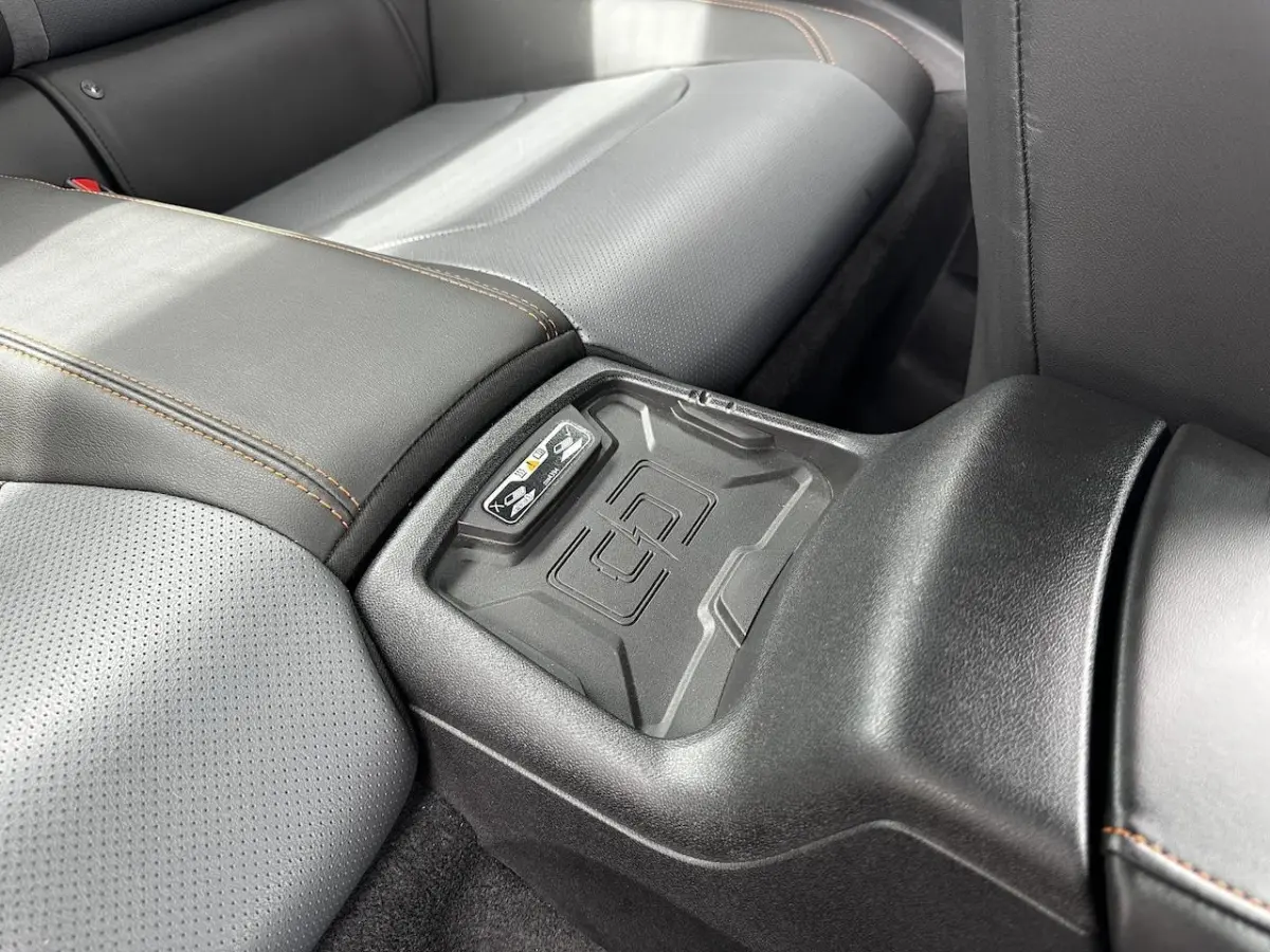 USA 6.2 V8 50th Anniversary Edition |BOSE|CAMERA|HUD|LEDER|MEMORY|STUUR+SOEL VWM|STOEL KOE