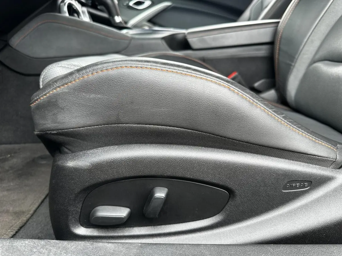 USA 6.2 V8 50th Anniversary Edition |BOSE|CAMERA|HUD|LEDER|MEMORY|STUUR+SOEL VWM|STOEL KOE