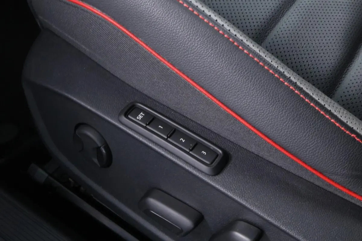2.0 TSI GTI Clubsport |PANO|H&K|IQ.LIGHT|CAMERA|HUD|SFEER|CARPLAY