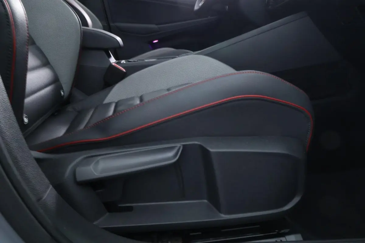 2.0 TSI GTI Clubsport |PANO|H&K|IQ.LIGHT|CAMERA|HUD|SFEER|CARPLAY