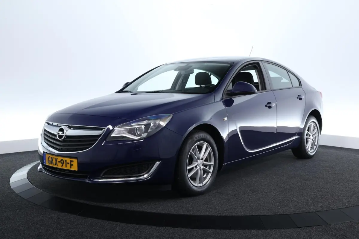 Opel Insignia 2017 Benzine Handgeschakeld leasen