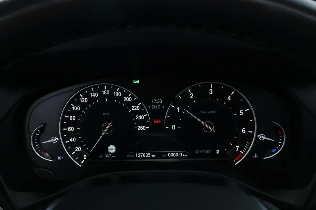 xDrive20i Launch Edition High Executive |PANO|HUD|CAMERA|ST VWM|CRUISE|CLIMA+++