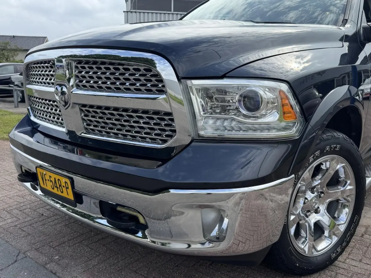 1500 5.7 V8 4x4 Crew Cab 5'7 Laramie |ALPINE|LEDER|ECC|NAV|DAK|20"|