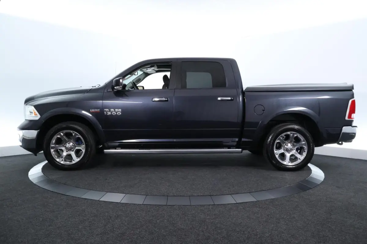 1500 5.7 V8 4x4 Crew Cab 5'7 Laramie |ALPINE|LEDER|ECC|NAV|DAK|20"|