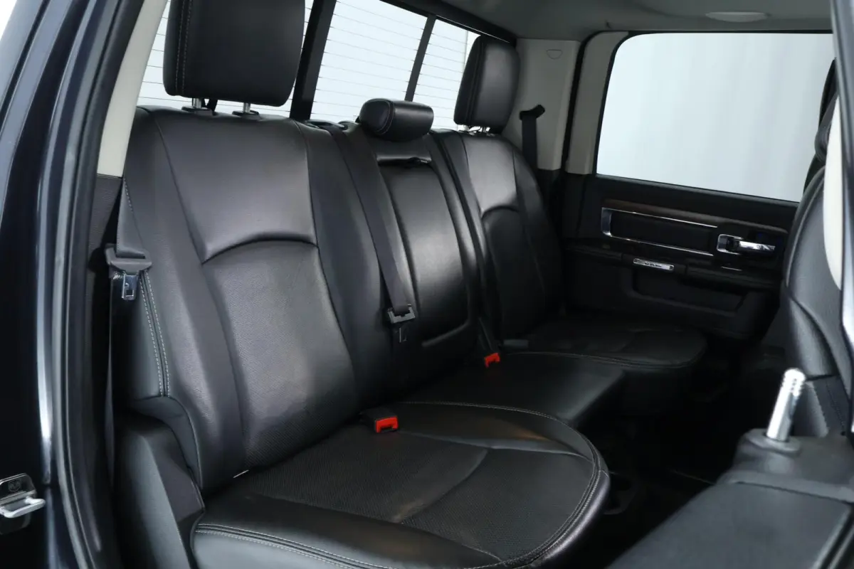 1500 5.7 V8 4x4 Crew Cab 5'7 Laramie |ALPINE|LEDER|ECC|NAV|DAK|20"|