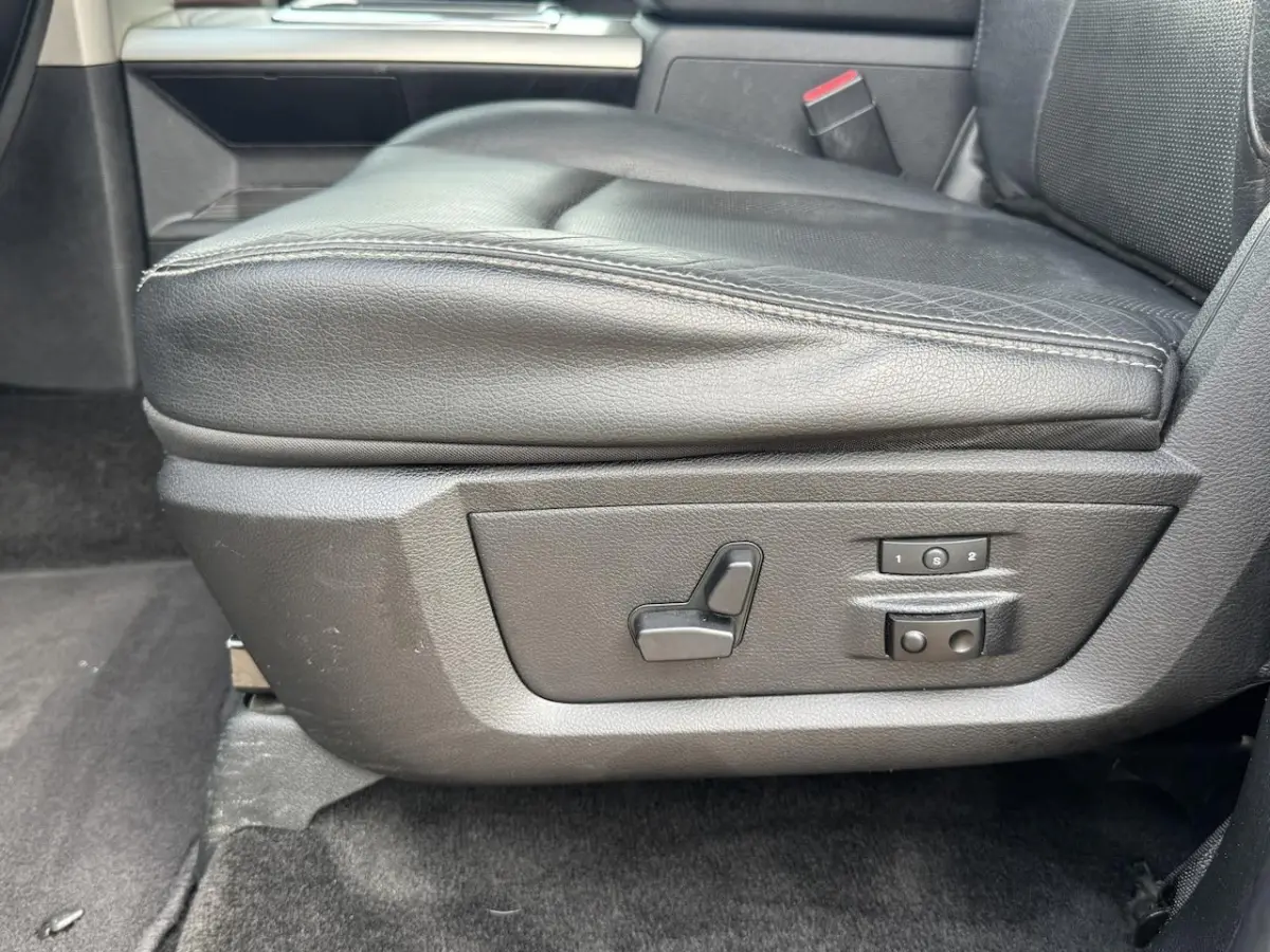 1500 5.7 V8 4x4 Crew Cab 5'7 Laramie |ALPINE|LEDER|ECC|NAV|DAK|20"|