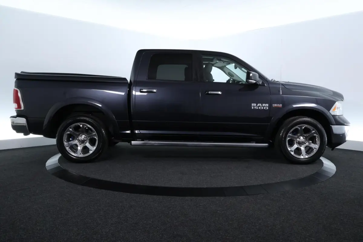 1500 5.7 V8 4x4 Crew Cab 5'7 Laramie |ALPINE|LEDER|ECC|NAV|DAK|20"|