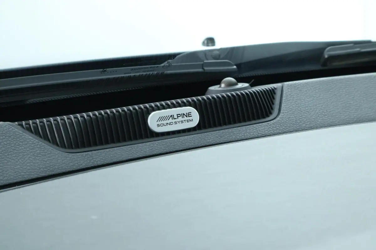 1500 5.7 V8 4x4 Crew Cab 5'7 Laramie |ALPINE|LEDER|ECC|NAV|DAK|20"|