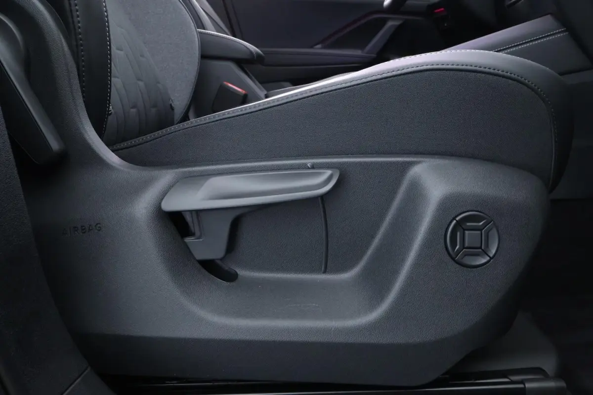 1.5 eTSI energy Edition |NIEUW|360 CAMERA|IQ LIGHT|CARPLAY|ACC|TREKHAAK|STUUR+STOEL VWM|PA