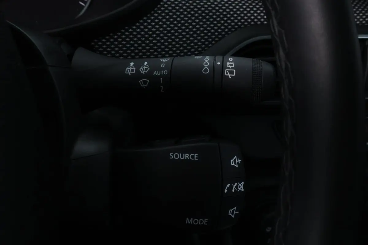1.0 SCe Laureate |CARPLAY|AIRCO|ELK.PAKKET|LM VELGEN 15''