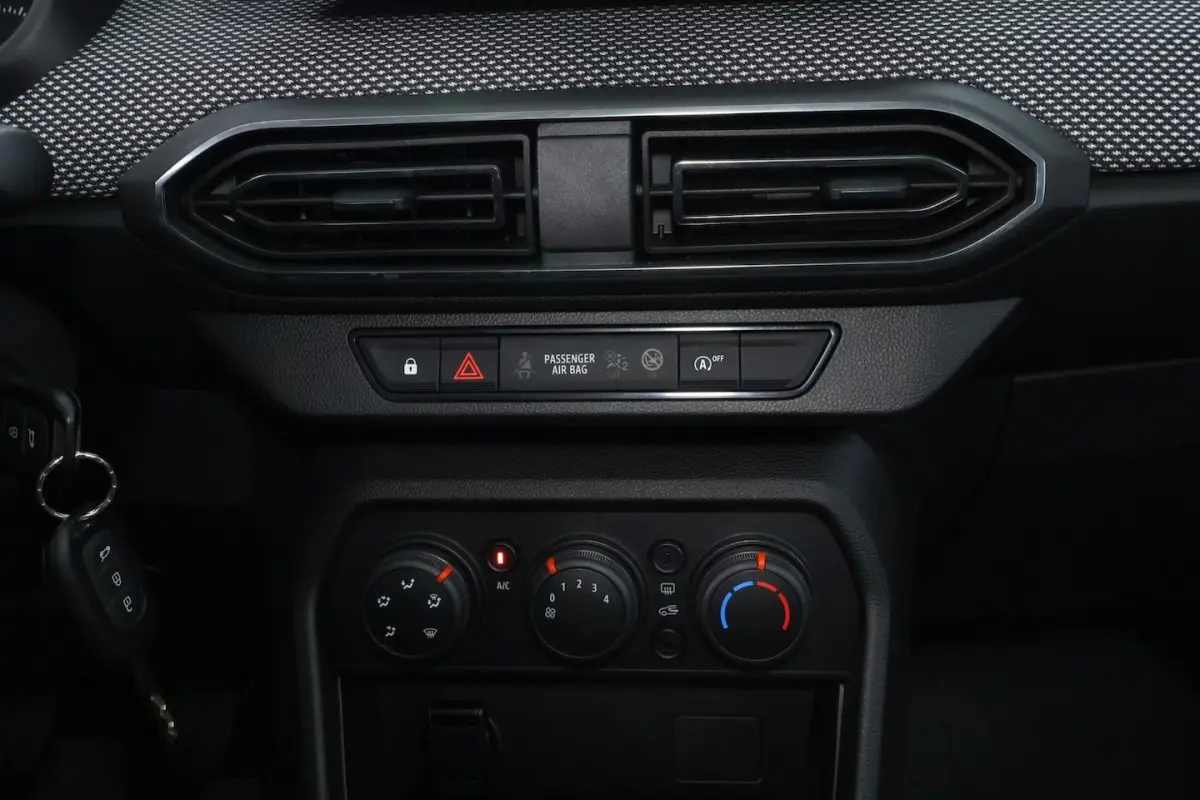 1.0 SCe Laureate |CARPLAY|AIRCO|ELK.PAKKET|LM VELGEN 15''
