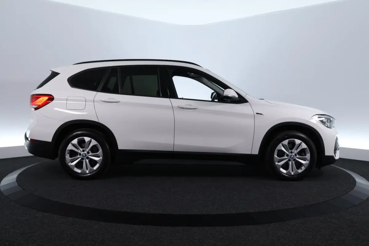 xDrive25e eDrive Edition |CAMERA|HEAD UP|ST VWM|LED|TREKHAAK|CLIMA