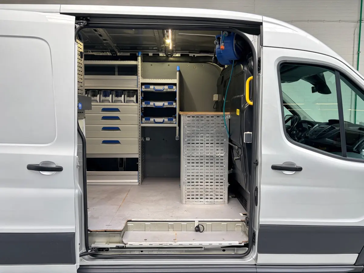 Servicewagen 350 2.0 TDCI 131PK euro6 L2H2 3Persoons Trend 3Persoons, Sortimo werkplaats inrichting, RIJKLAARPRIJS