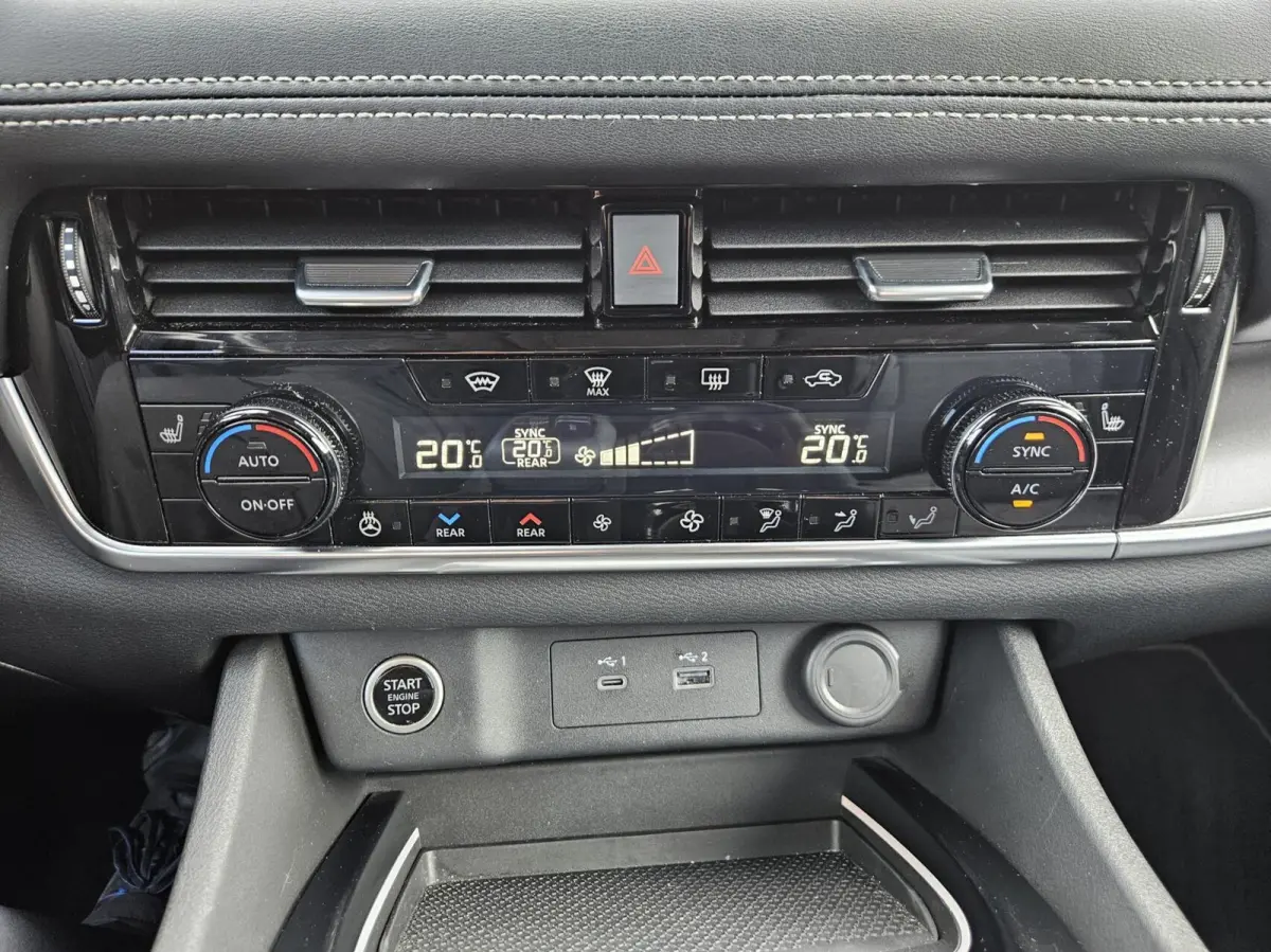 1.5 e-Power N-Connecta 7-zits. NIEUWSTAAT!