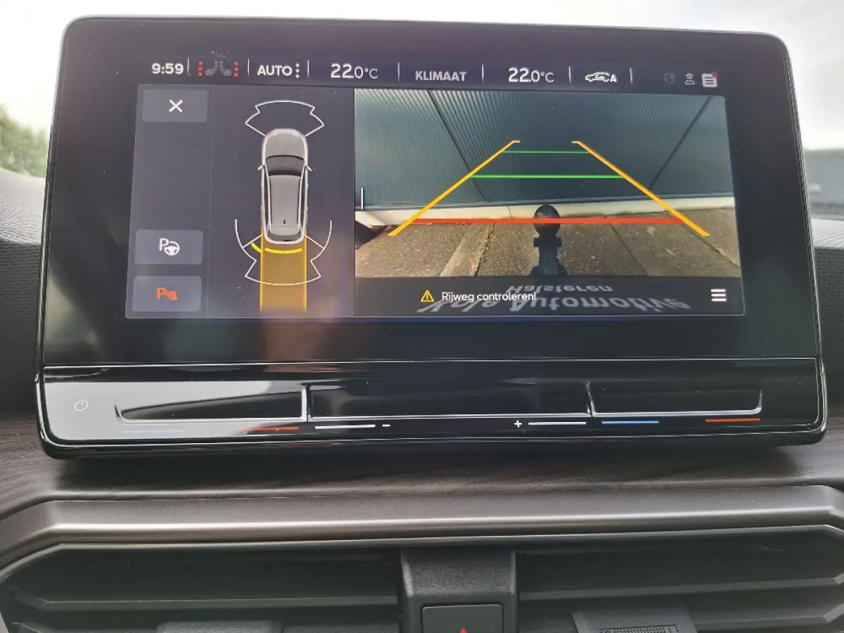1.4 TSI PHEV XCELLENCE Automaat * Navigatiesysteem * Elek. Trekhaak * Parkeercamera *