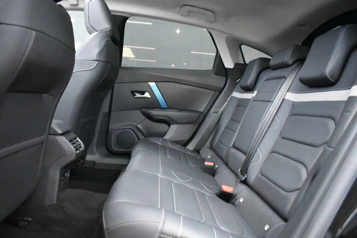 Shine Pack Business 50 kWh 3 Fase | Vol-Leder | Schuif-/Kanteldak | Elektr. Stoelen | Massage | Stoelverwarming | Adaptive Cruise | !!