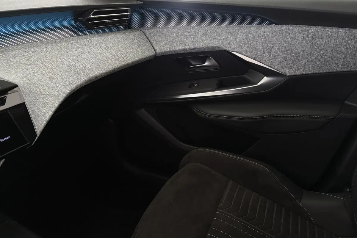 1.2 Hybrid 145 GT 7p 360 Camera Stoelverwarming Adaptieve Cruise Control