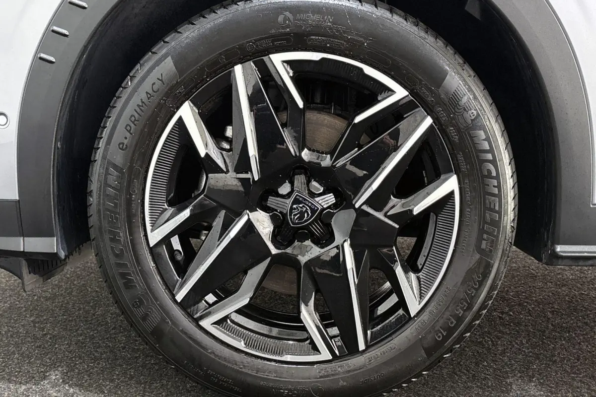 1.2 Hybrid 145 GT 7p 360 Camera Stoelverwarming Adaptieve Cruise Control
