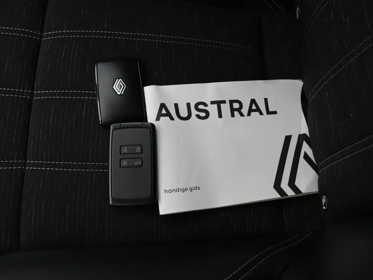 mild hybrid 130pk Techno | Trekhaak | Voorruitverwarming | Stoelverwarming | Elektrische stoel met geheugen |