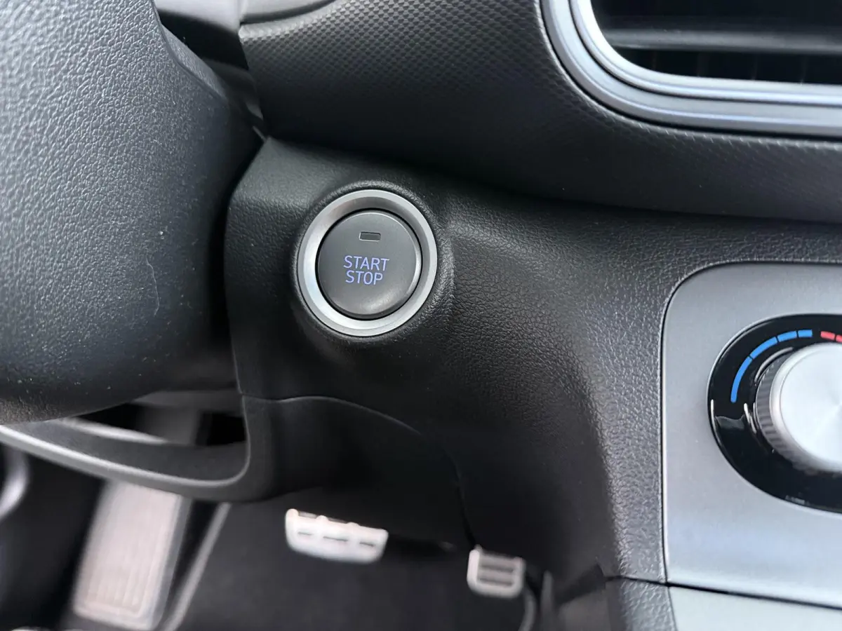 EV Comfort 64 kWh | SOH 96,7% | Trekhaak | Navigatie |